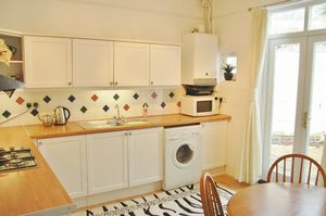 Kitchen- click for photo gallery